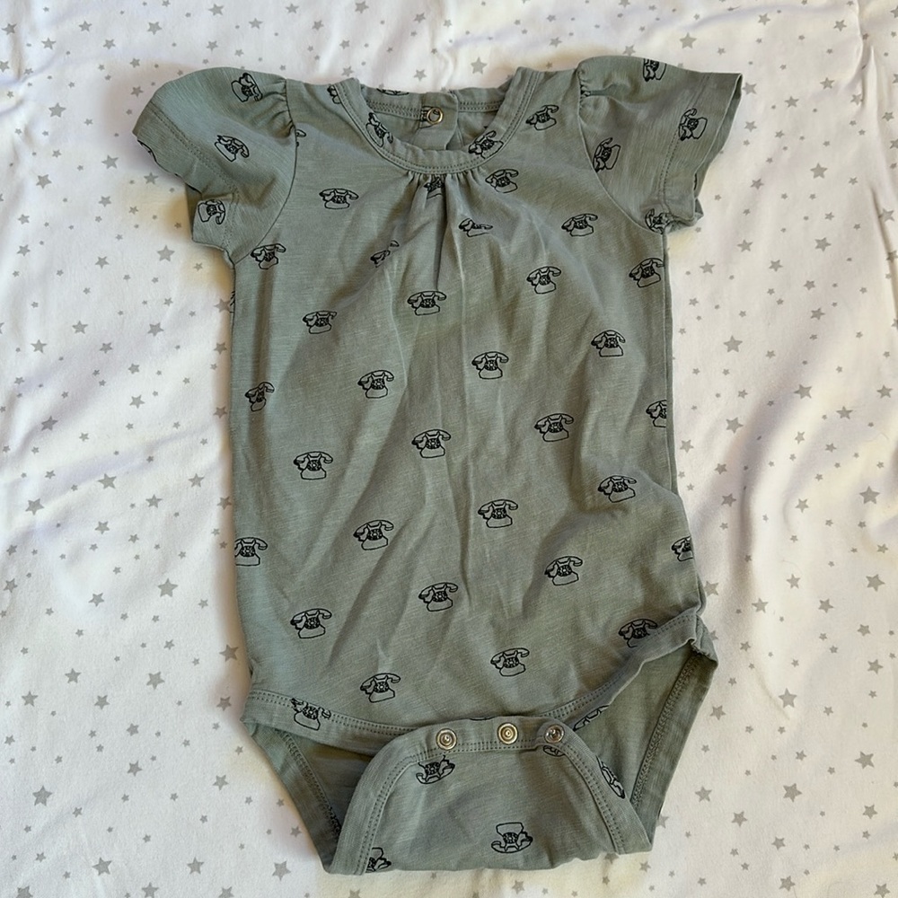 NWOT Kate Quinn bodysuit
